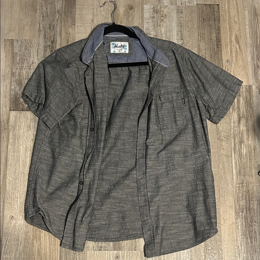 Hurley Men's Short Sleeve Button-Down Shirt - Charcoal